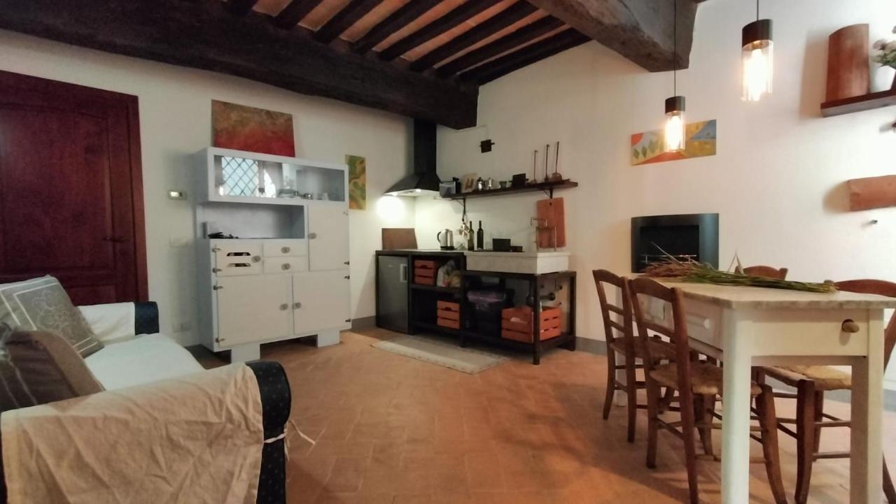 Casa Vacanze Carducci サン・カシャーノ・デイ・バーニ エクステリア 写真